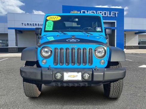 Used 2017 Jeep Wrangler Unlimited Sport w/ Quick Order Package 24S image 2