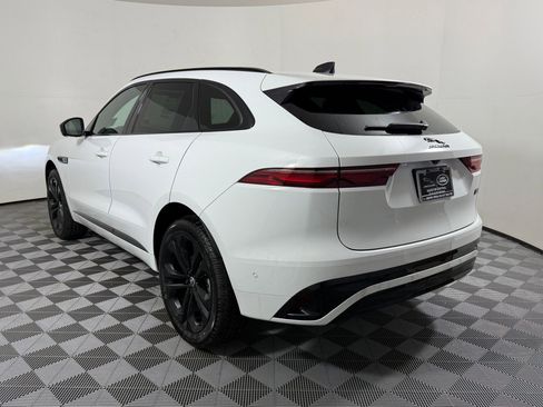 New 2026 Jaguar F-PACE R-Dynamic S image 3