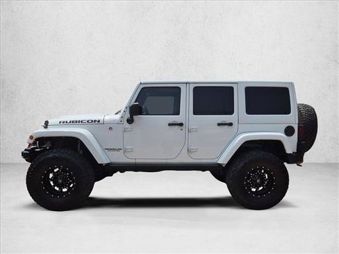 Used 2017 Jeep Wrangler Unlimited Rubicon AWD/4WD image 9