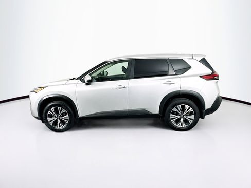 Used 2022 Nissan Rogue SV image 4