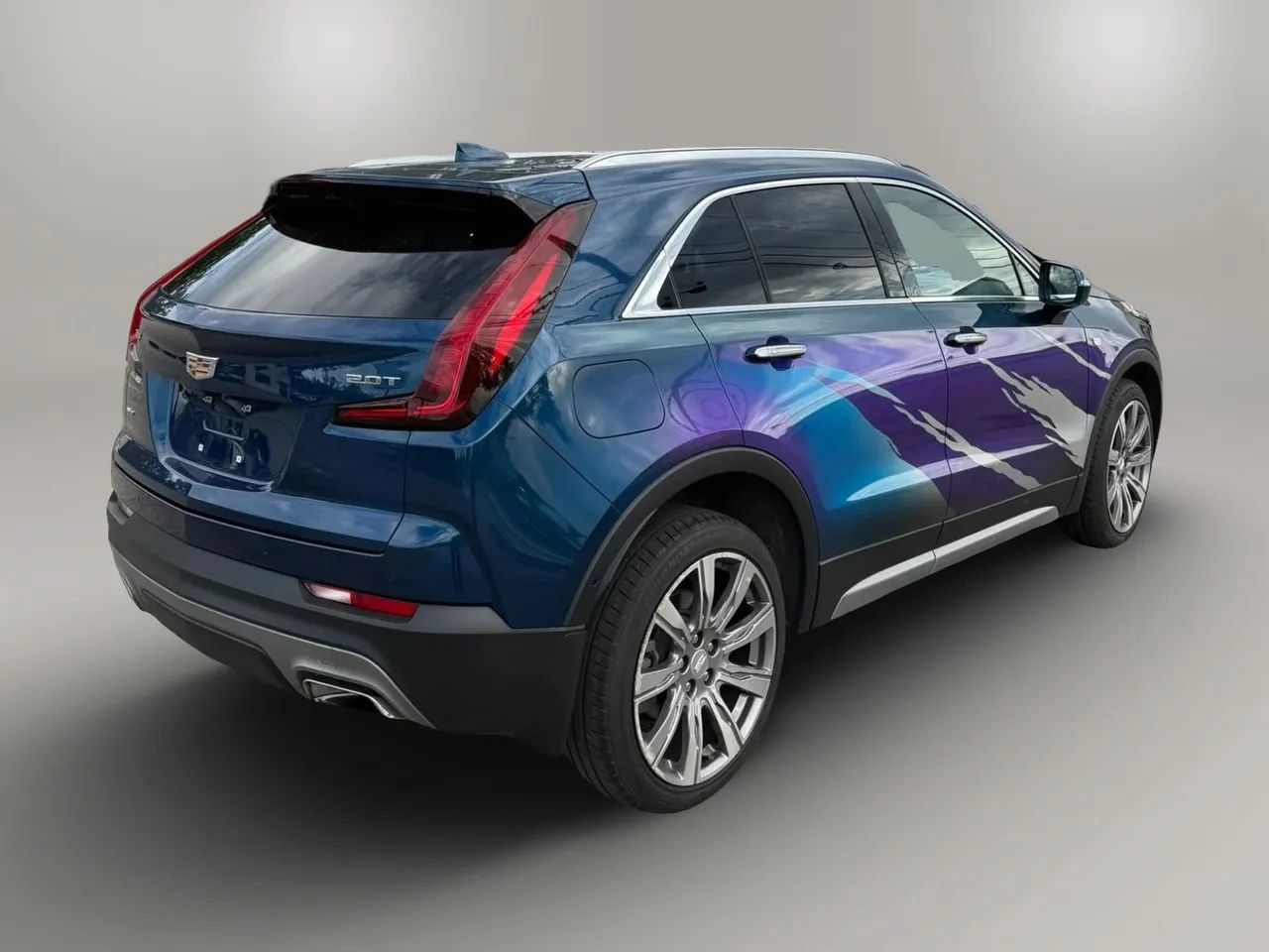 Used 2019 Cadillac XT4 Premium Luxury w/ Technology Package AWD/4WD image 9