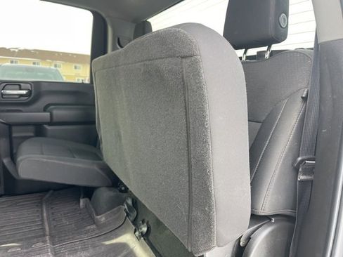 Used 2021 Chevrolet Silverado 2500 Custom w/ Custom Value Package image 40