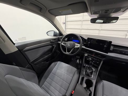 New 2026 Volkswagen Jetta SE FWD image 29
