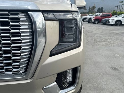 Used 2023 GMC Yukon XL Denali w/ Denali Reserve Package AWD/4WD image 4