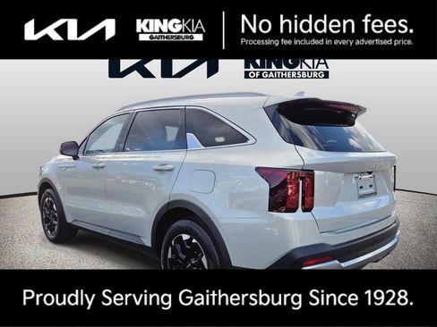 Certified 2026 Kia Sorento S FWD image 6