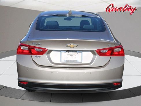 Used 2025 Chevrolet Malibu LT FWD image 4