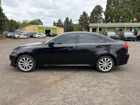 Used 2008 Lexus IS 250 AWD w/ Premium Pkg image 6