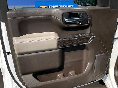 Used 2020 Chevrolet Silverado 1500 LT w/ Texas Edition RWD image 21