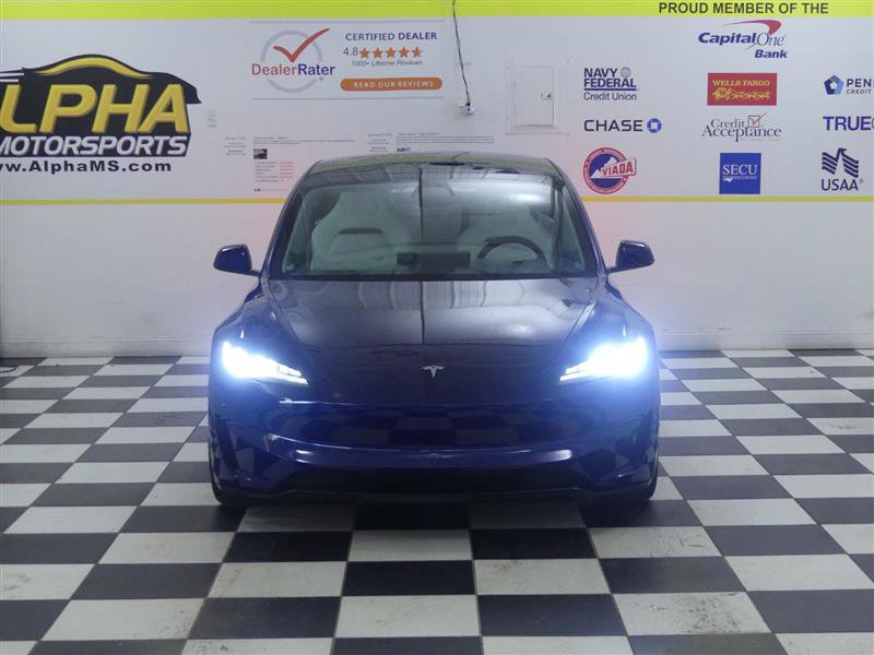 Used 2025 Tesla Model 3 Performance AWD/4WD image 2