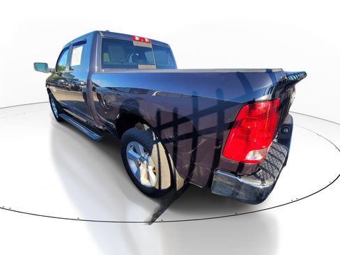 Used 2020 RAM 1500 Classic SLT AWD/4WD image 6