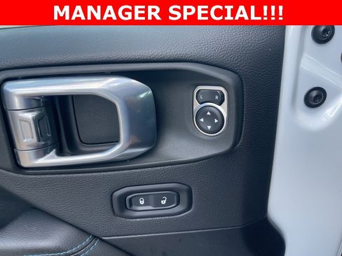 Used 2021 Jeep Wrangler Unlimited Rubicon 4xe w/ Cold Weather Group image 32