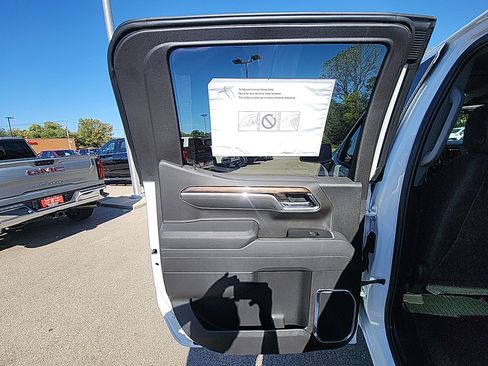 New 2026 Chevrolet Silverado 1500 LT w/ Z71 Off-Road Package image 27