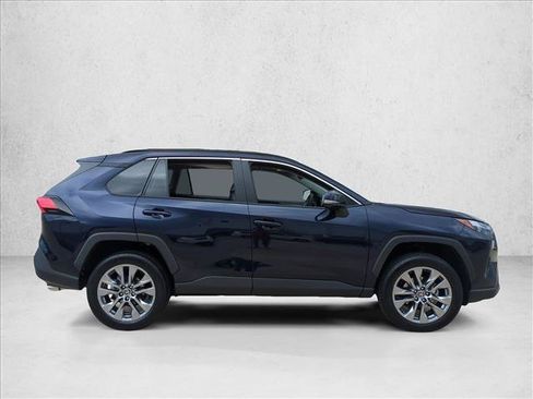 Used 2023 Toyota RAV4 XLE Premium FWD image 4