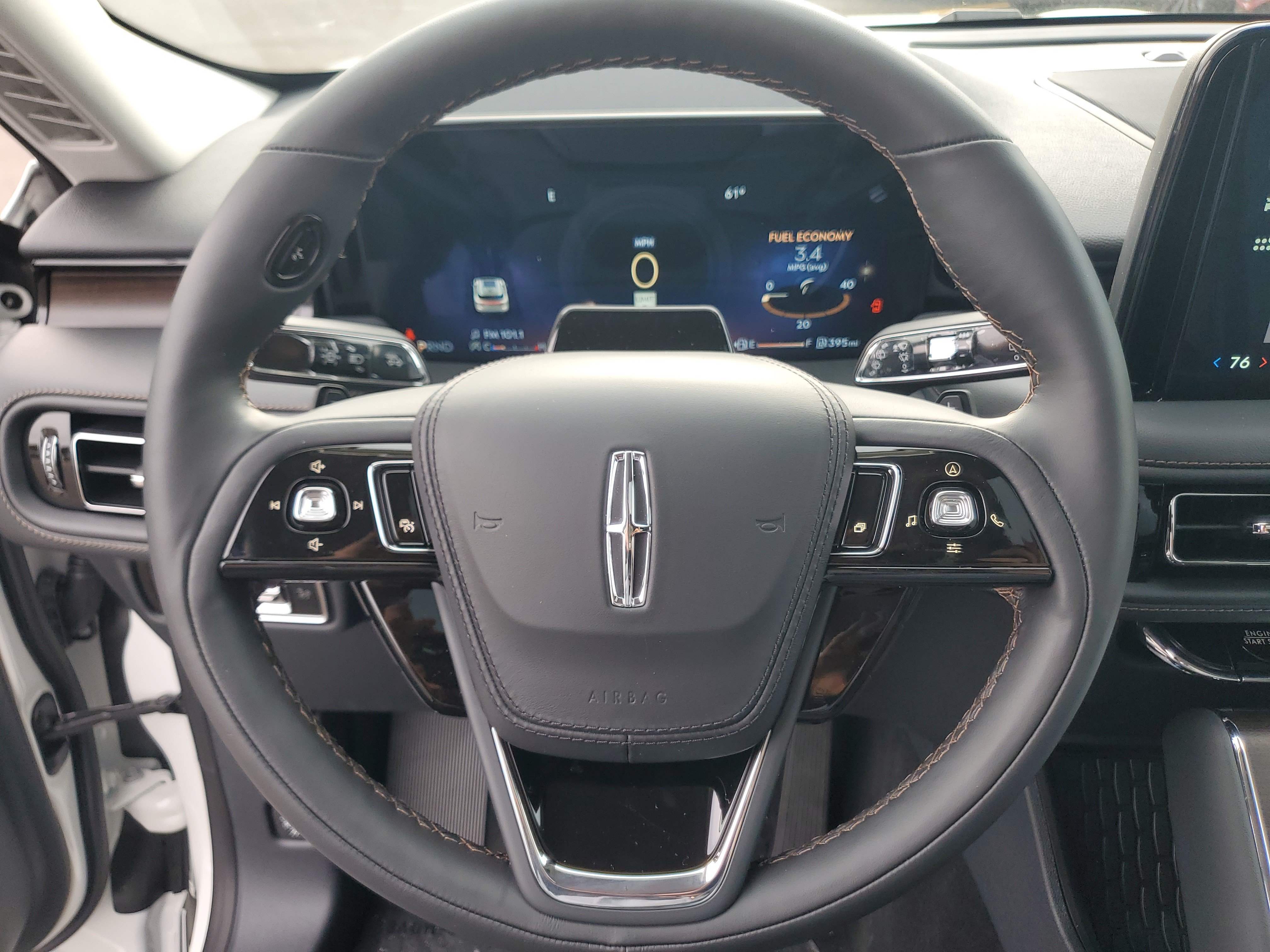 New 2027 Lincoln Aviator Reserve w/ Jet Appearance Package AWD/4WD image 15