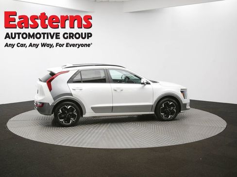 Used 2023 Kia Niro Wave FWD image 46