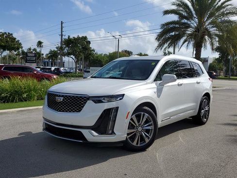 Used 2021 Cadillac XT6 Premium Luxury FWD image 63