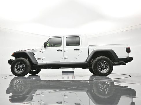 New 2026 Jeep Gladiator Mojave w/ Safety Group AWD/4WD image 43