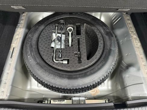 Used 2019 Honda HR-V LX image 37