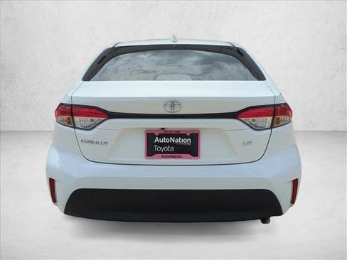Certified 2024 Toyota Corolla LE FWD image 7