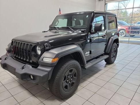 Used 2019 Jeep Wrangler Sport image 17
