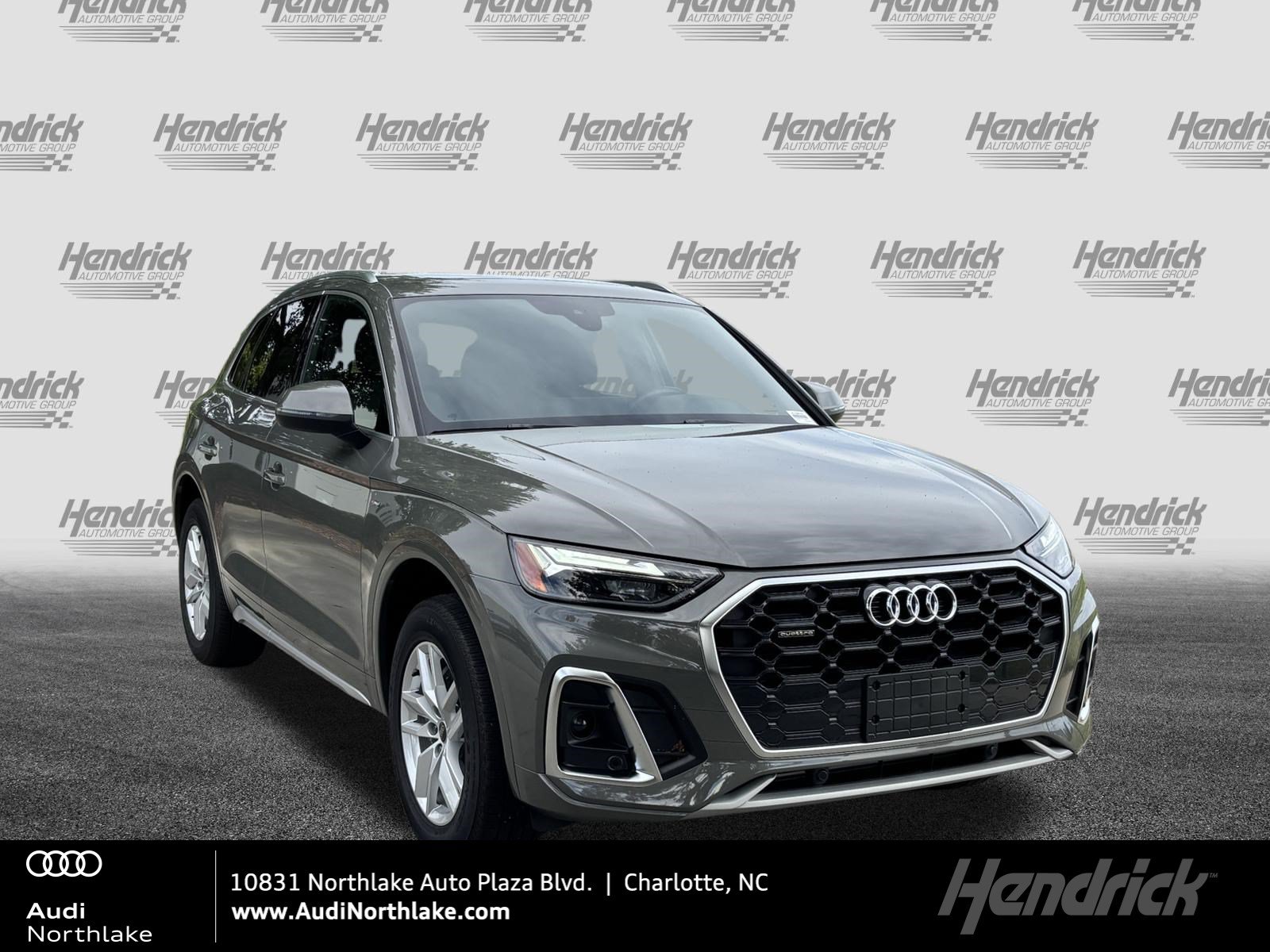Certified 2023 Audi Q5 2.0T Premium w/ Convenience Package AWD/4WD image 1