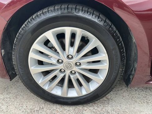 Used 2013 Toyota Avalon Limited image 42