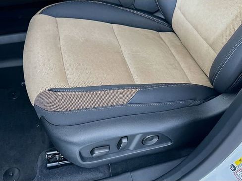 New 2026 Chevrolet Equinox ACTIV w/ Convenience Package III AWD/4WD image 22