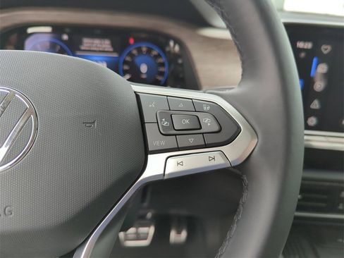 New 2026 Volkswagen Atlas SEL Premium R-Line image 34