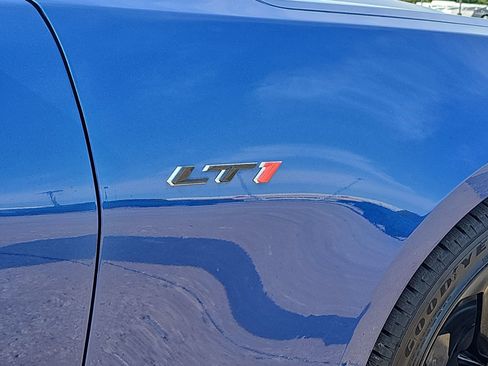 Used 2021 Chevrolet Camaro LT w/ RS Package RWD image 4