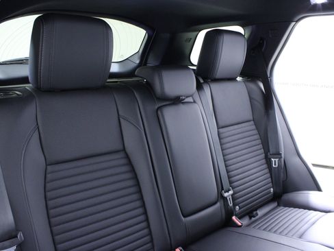 New 2026 Land Rover Discovery Sport Landmark image 12