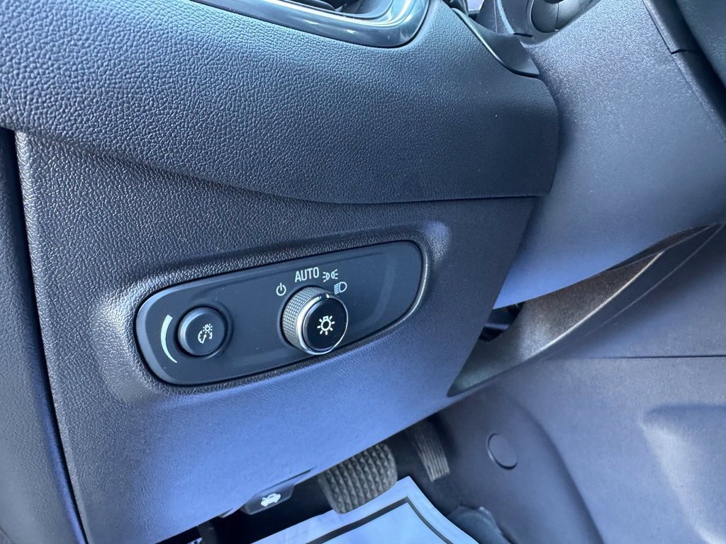 Used 2024 Chevrolet Equinox LT AWD/4WD image 18