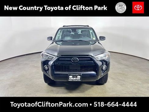 Used 2023 Toyota 4Runner SR5 Premium w/ Moonroof Package AWD/4WD image 8