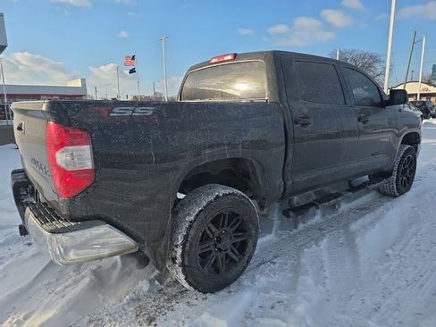 Used 2019 Toyota Tundra SR5 w/ SR5 Upgrade Package image 6