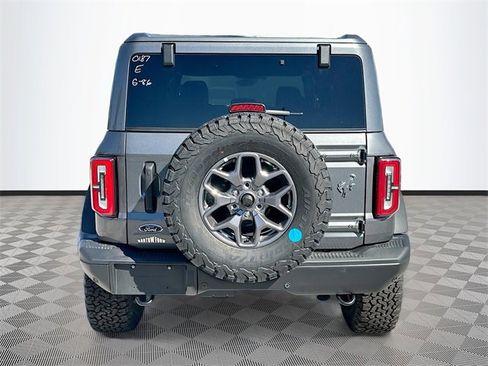 New 2025 Ford Bronco Badlands image 5