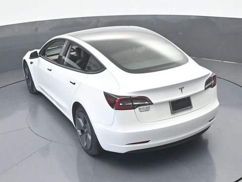 Used 2023 Tesla Model 3 Standard Range image 49