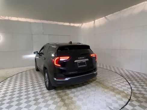 Used 2023 GMC Terrain SLT FWD image 6