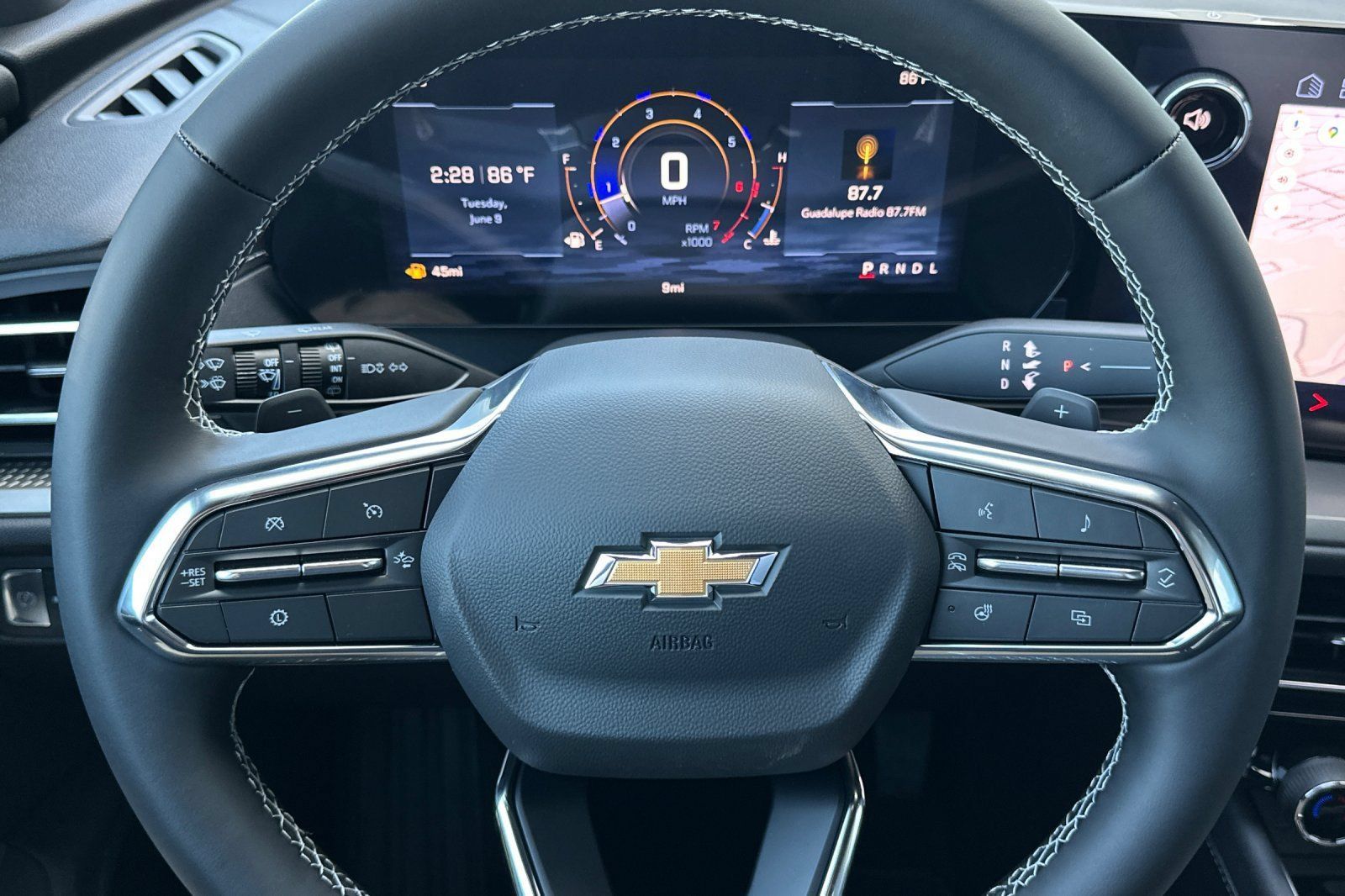 New 2026 Chevrolet Traverse LT FWD image 25