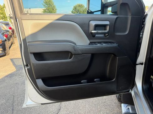 Used 2016 Chevrolet Silverado 2500 W/T w/ WT Convenience Package AWD/4WD image 12