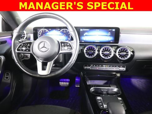 Used 2022 Mercedes-Benz CLA 250 4MATIC image 43