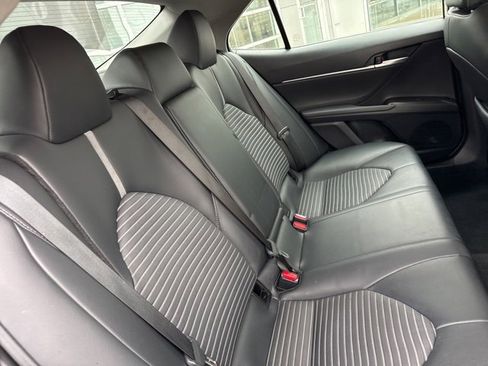 Used 2023 Toyota Camry SE image 28