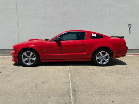 Used 2007 Ford Mustang GT RWD image 4