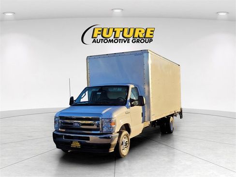 New 2026 Ford E-450 and Econoline 450 Super Duty w/ Power Equipment Group image 2