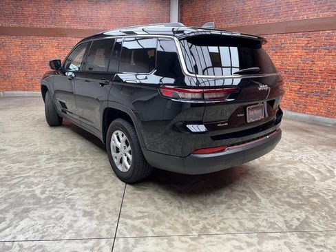 Used 2023 Jeep Grand Cherokee L Limited image 4
