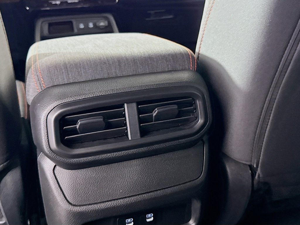 Used 2026 Honda Pilot Sport image 33