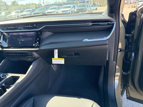 New 2026 Jeep Cherokee Overland AWD/4WD image 32