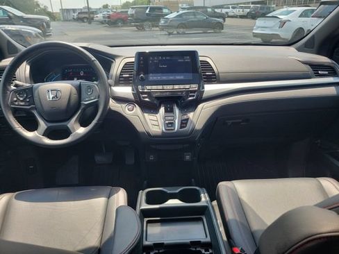 Used 2023 Honda Odyssey Sport image 8