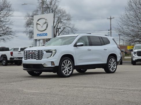 New 2026 GMC Acadia Denali w/ Super Cruise Package FWD image 3