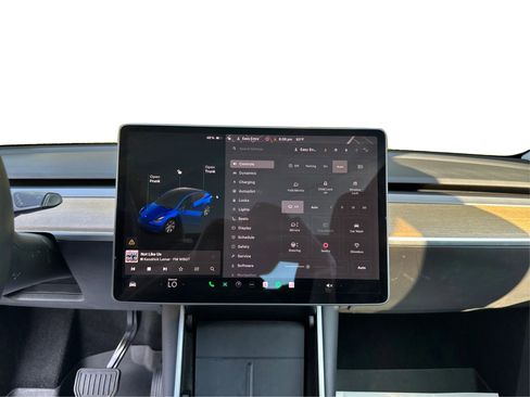 Used 2020 Tesla Model Y Long Range image 17