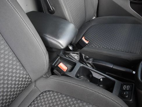 Used 2022 Ford Transit Connect XLT image 26