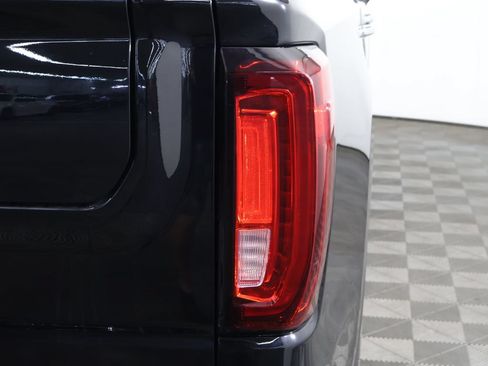 Used 2023 GMC Sierra 1500 Denali w/ Denali Reserve Package AWD/4WD image 22